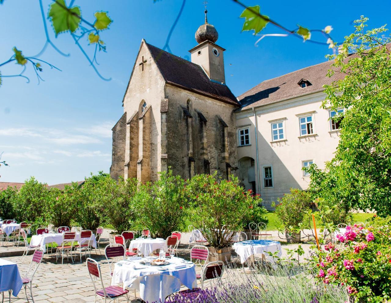 Gut Oberstockstall Hotel Kirchberg am Wagram Eksteriør billede